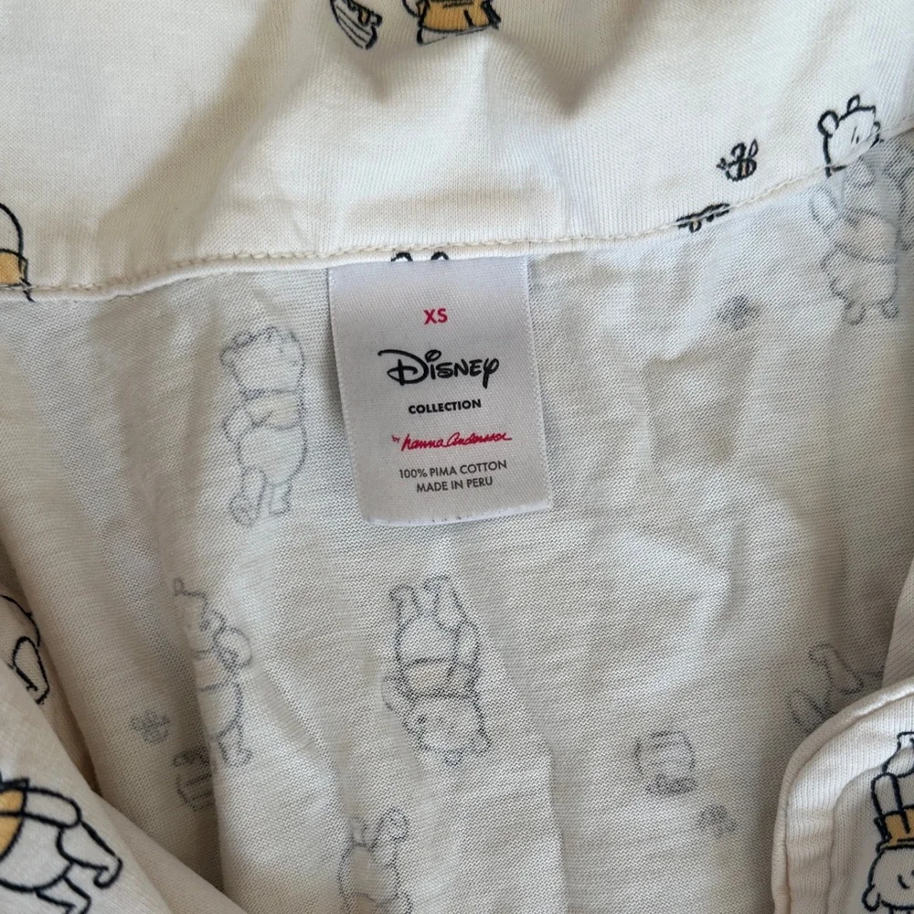 Disney Cream & Yellow Winnie the Pooh Short Pajama Set - Picture 2 of 3